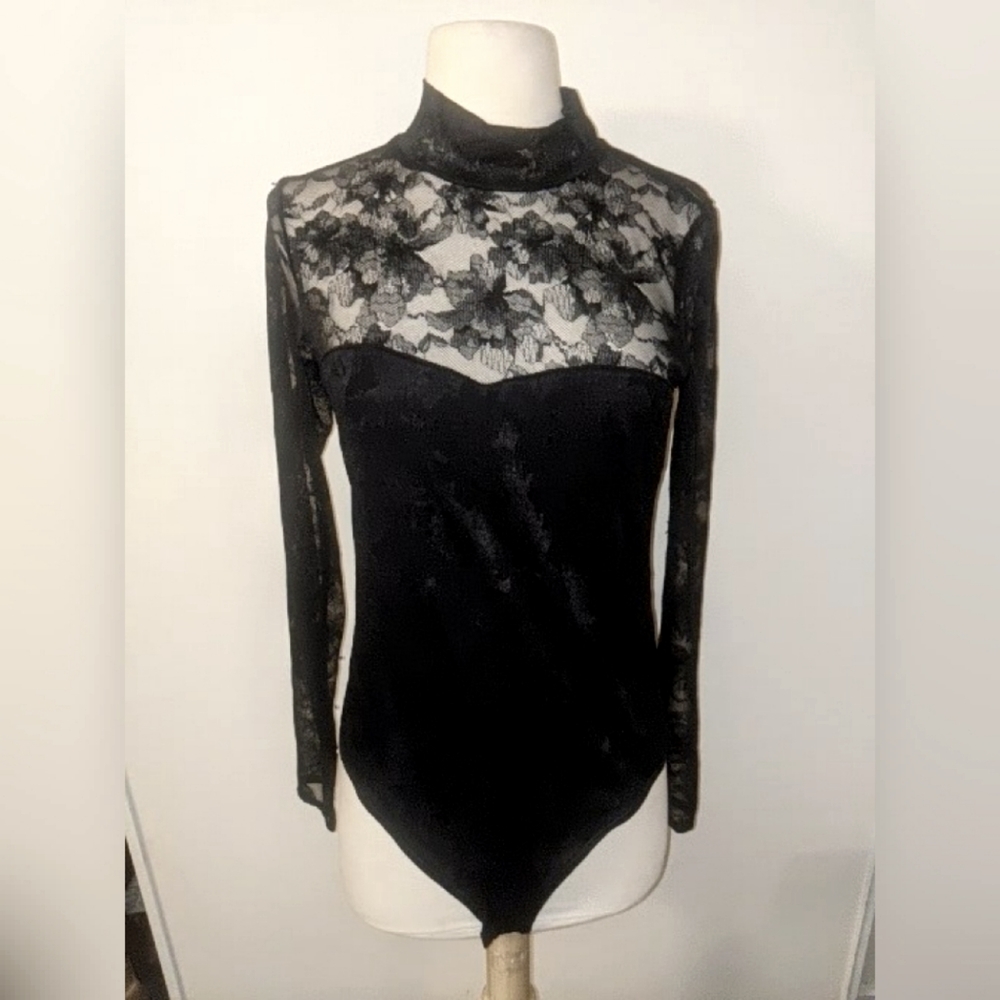 Black lace long sleeve body suit